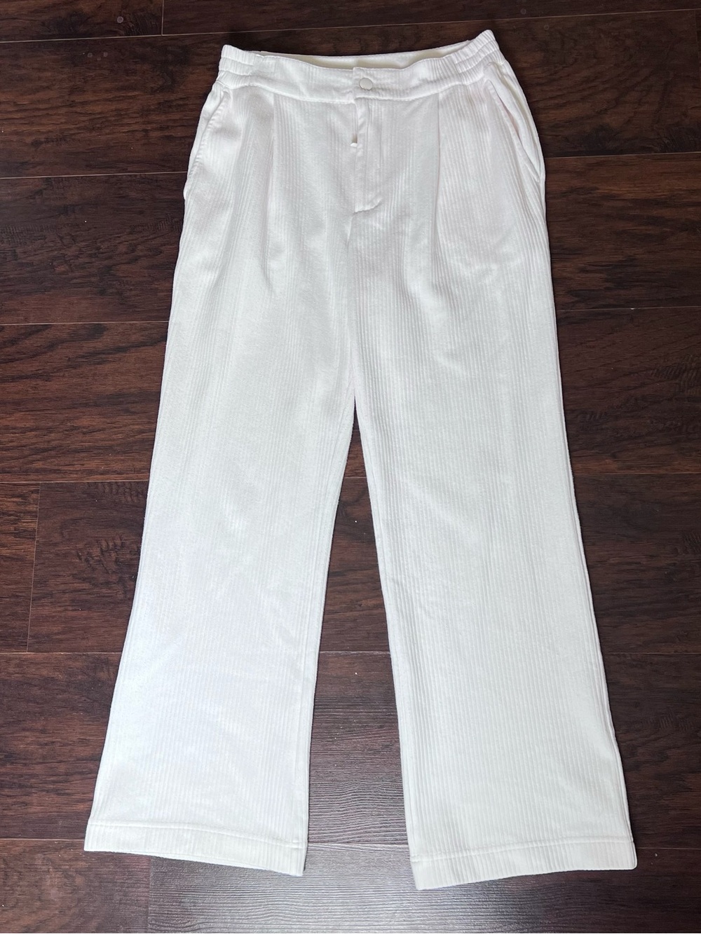 Varley Aberdeen Cord Sweat Straight Leg Pants Ivory Small